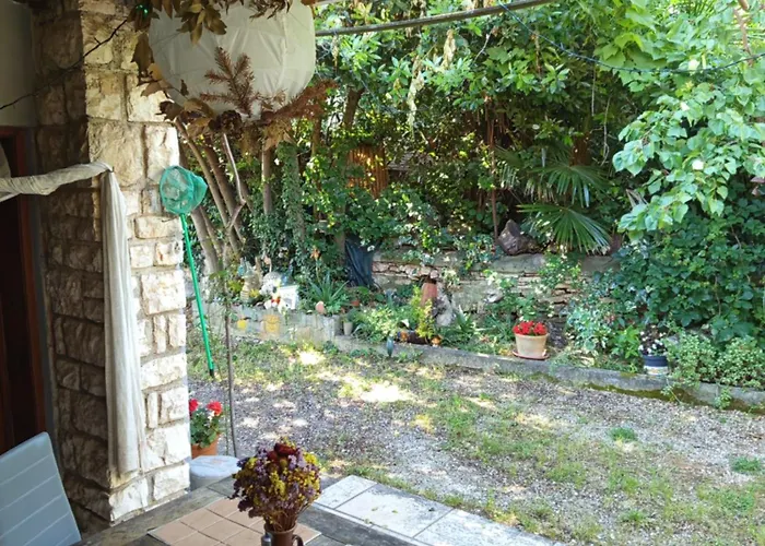 Apartment Konoba Yan 2 *